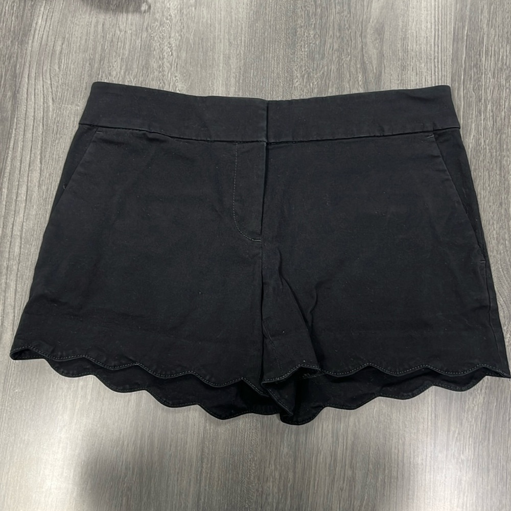 LOFT Black Scalloped Short